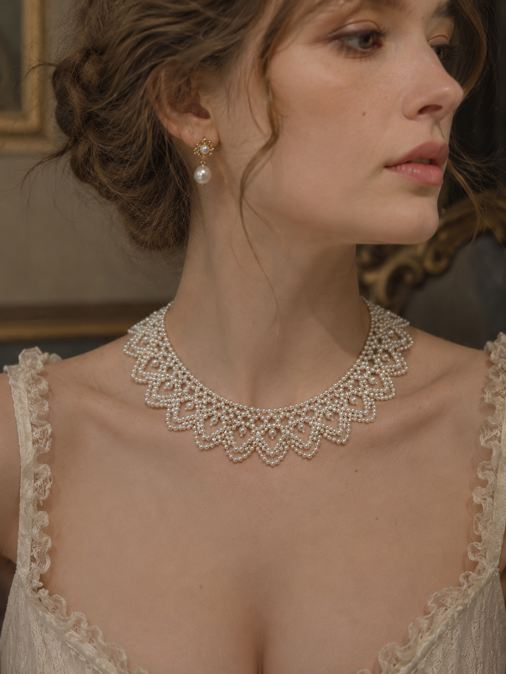 Regency Lace Pearl Collar
