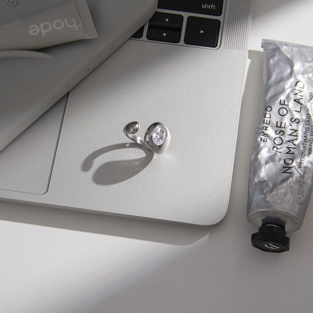 Luminous Orbit Zircon Ring — third batch detail 01