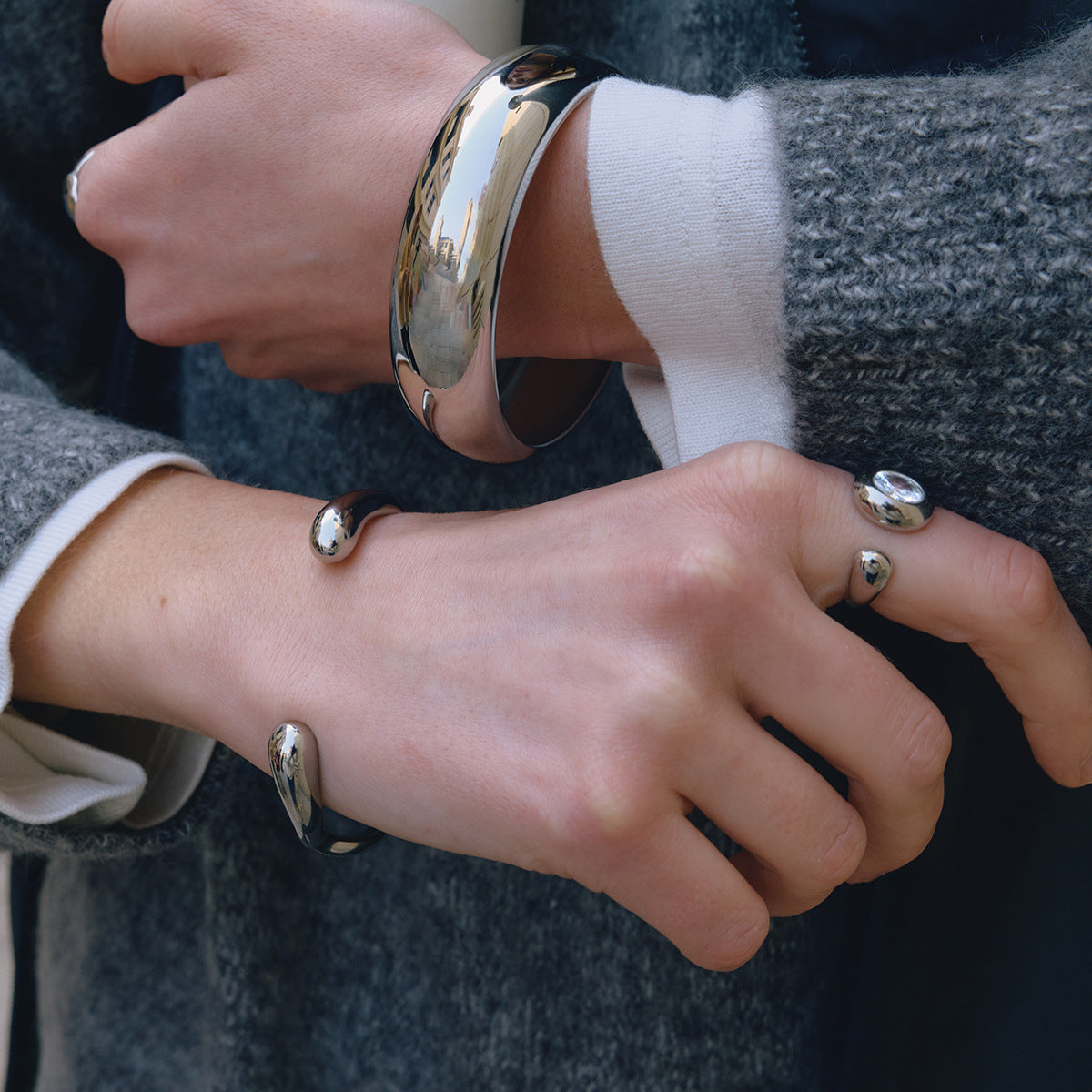Luminous Orbit Zircon Ring — third batch detail 02