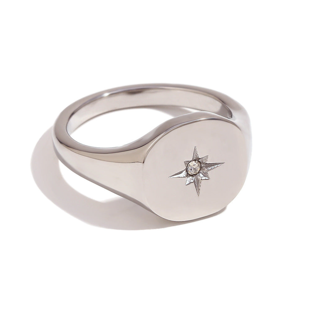 Celestial Disc Signet Ring — detail 03