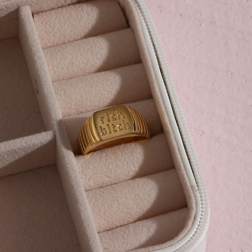 Rich Bitch Signet Ring — detail 04