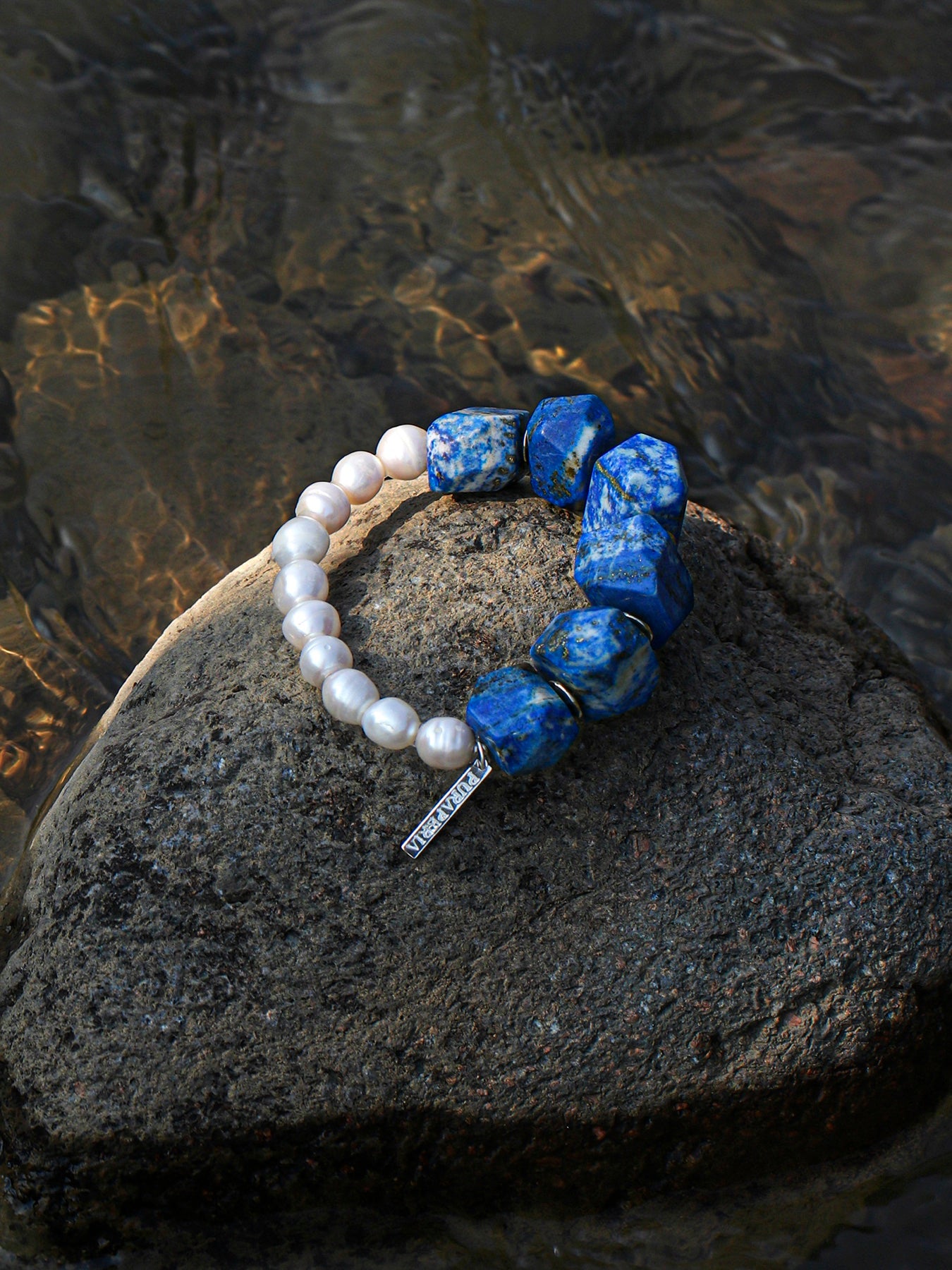 Natural stone and pearl bracelet